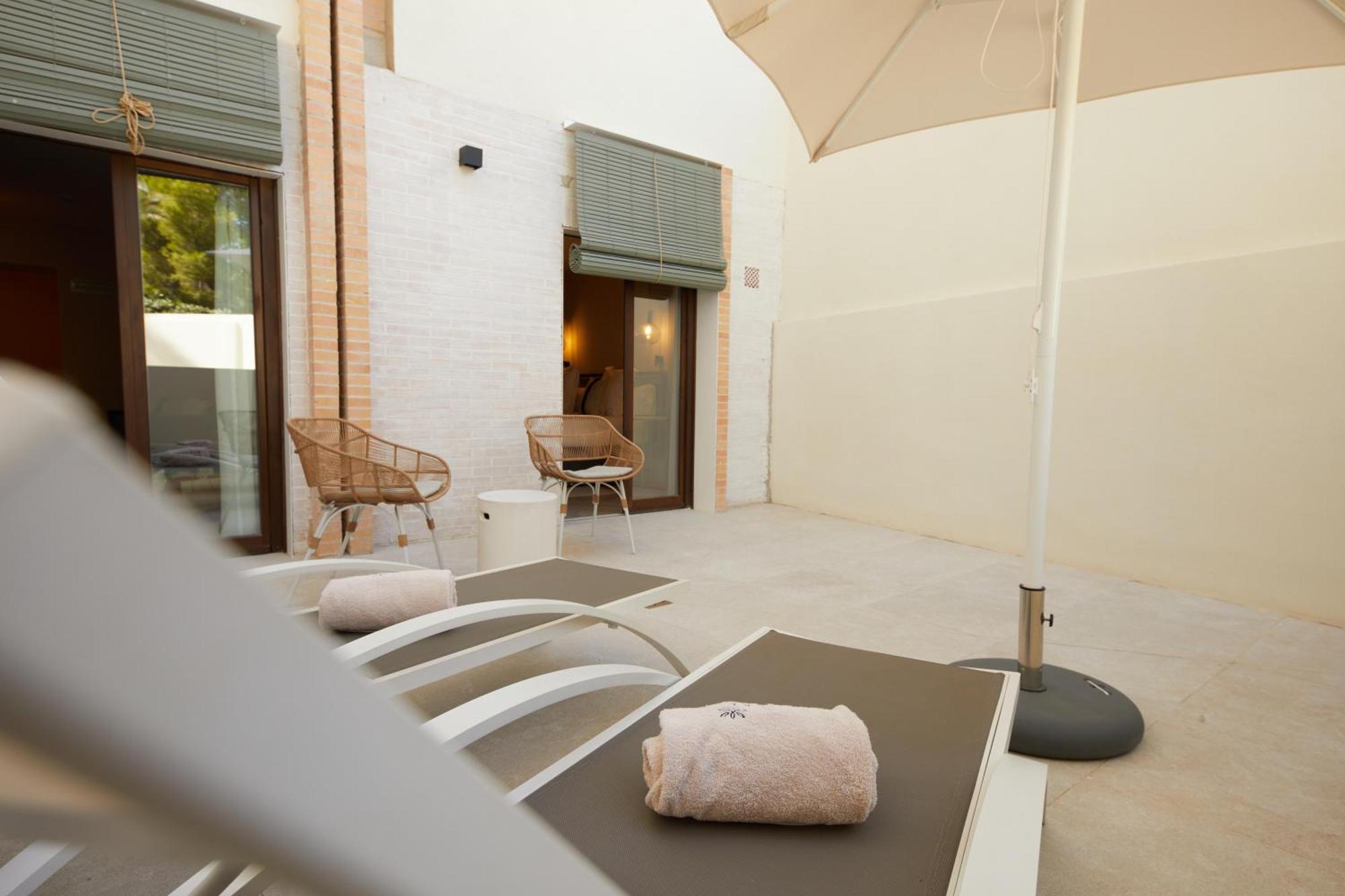 Belle Marivent Mediterranean Petit Hotell 4*