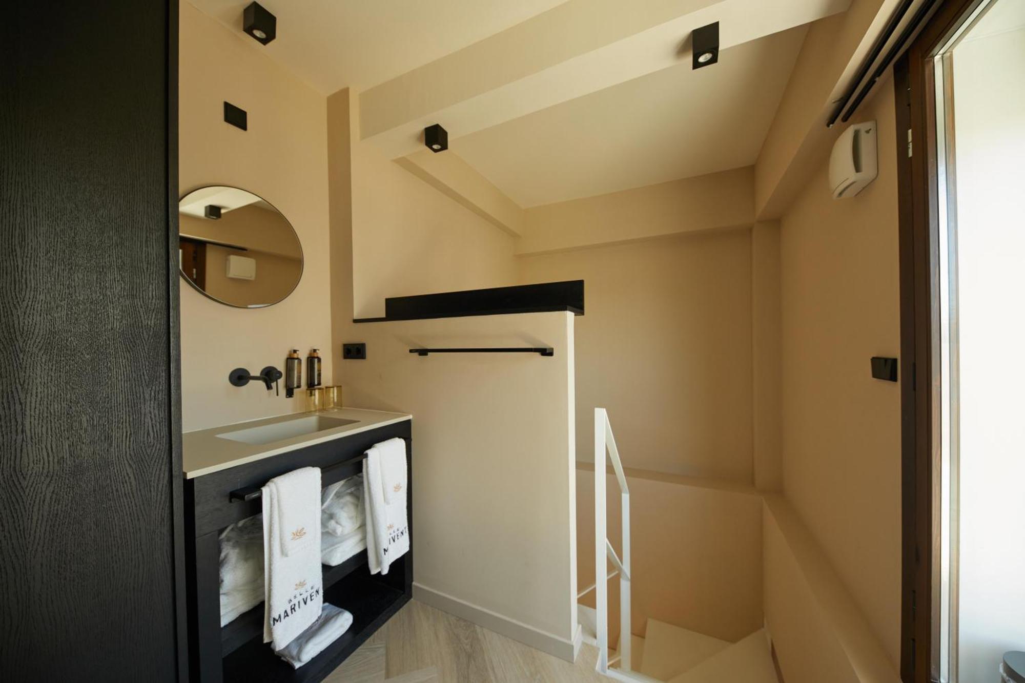 Belle Marivent Mediterranean Petit Hotell